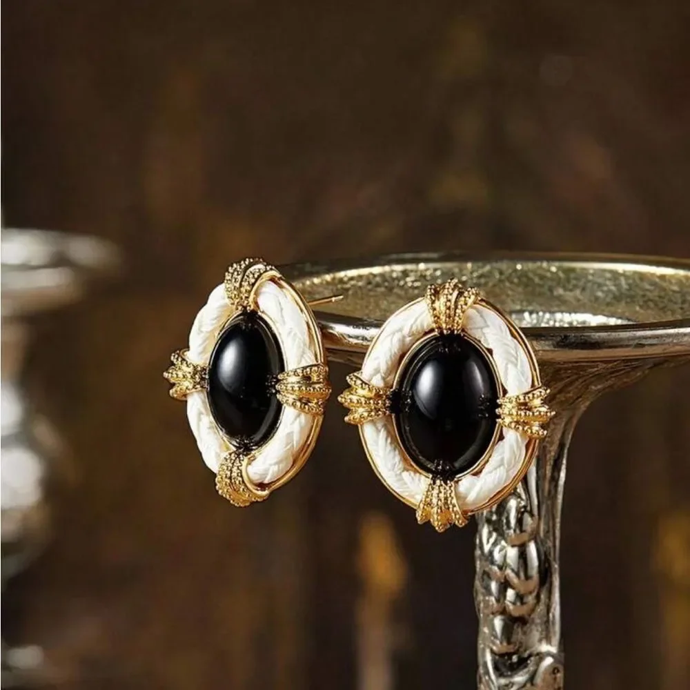Retro Oval Earrings Q931